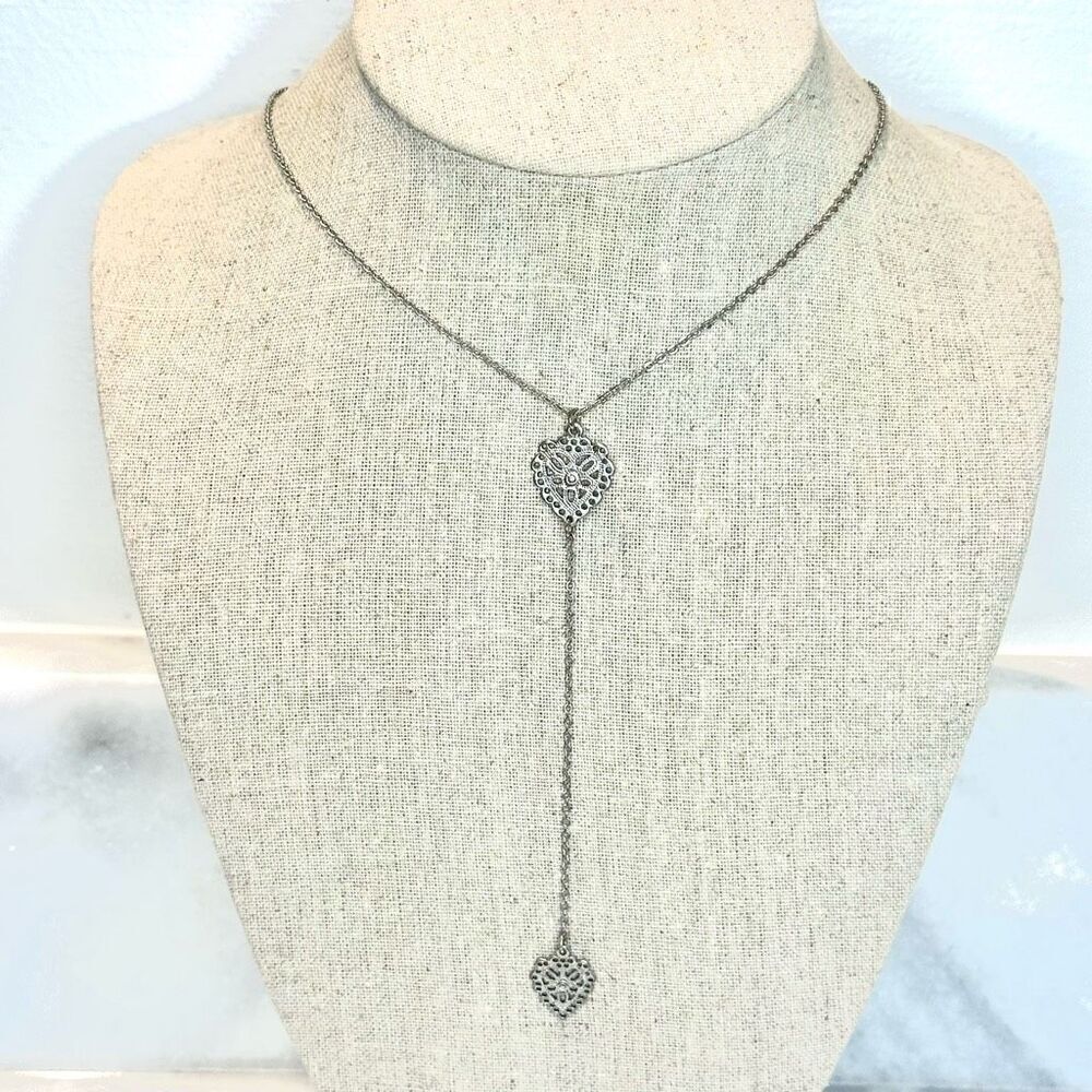 Francesca’s Silver-tone Flat Cable Chain Link Heart Pendant Adjustable Y-Drop Ne